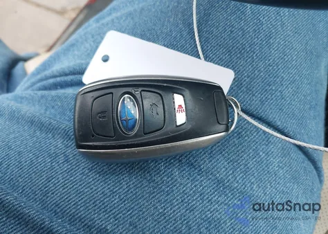 2016 Subaru Outback 3.6R Limited z USA, uszkodzony, nr VIN 4S4BSENC4G3235489